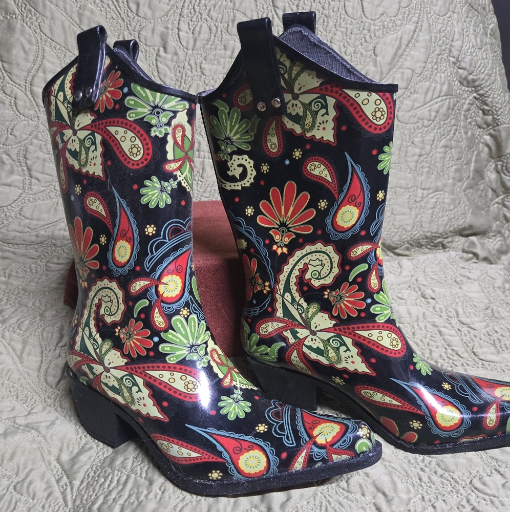 Like New Women's Nomad Yippy Cowboy Rubber Rain Boots